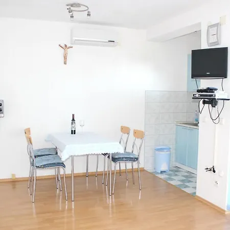 Charming In Lozica Iv - 55 Sqm - Parking Apartment Zecevo