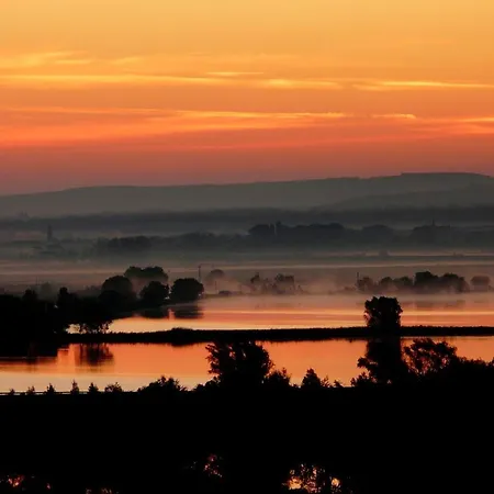 Charming In Lozica Iv - 55 Sqm - Parking Zecevo